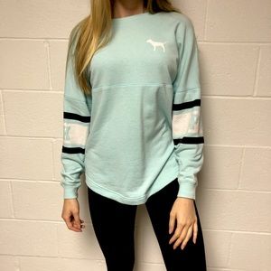 PINK sweatshirt. light blue. XS